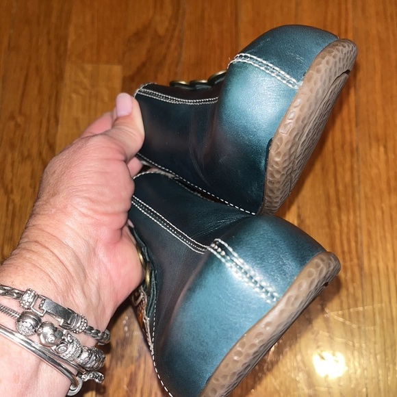 L’Artiste spring step ladies wedge navy blue leather w/ added decor size euro40 - Picture 5 of 8